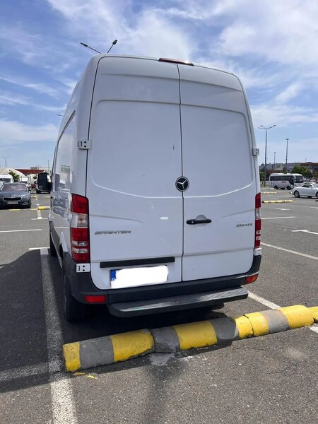 Mercedes-Benz Sprinter